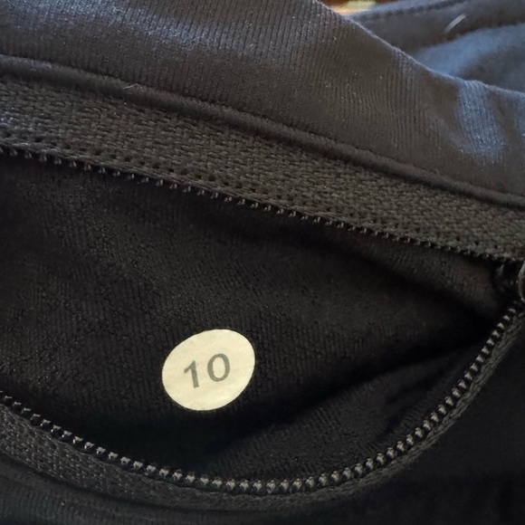 Lululemon Run Pace Pleated Athletic Setter Pickleball Skirt Skort, Black,Size 10 - Picture 10 of 11